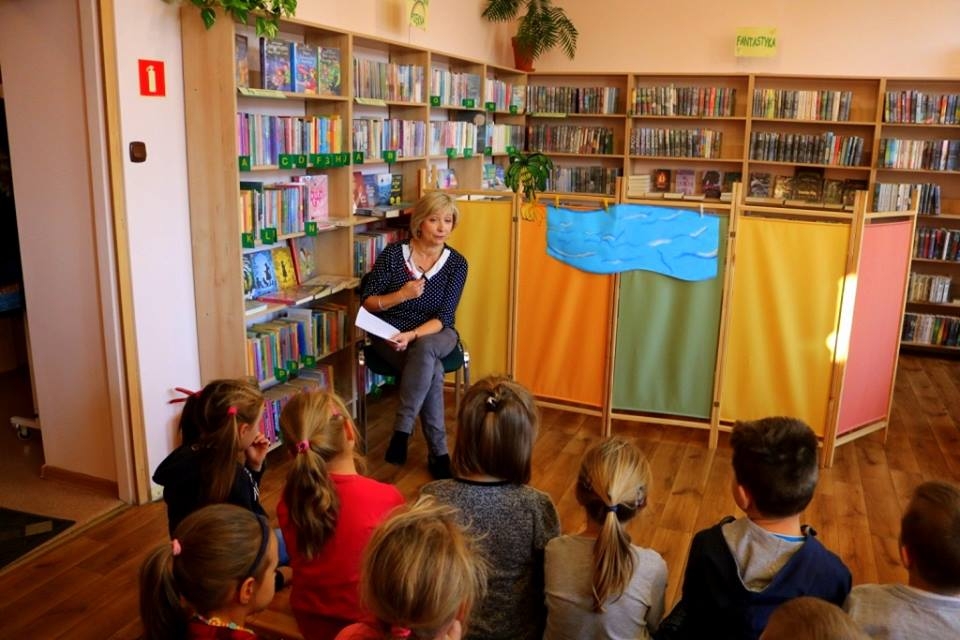 ... oraz wspólne oglądanie książek